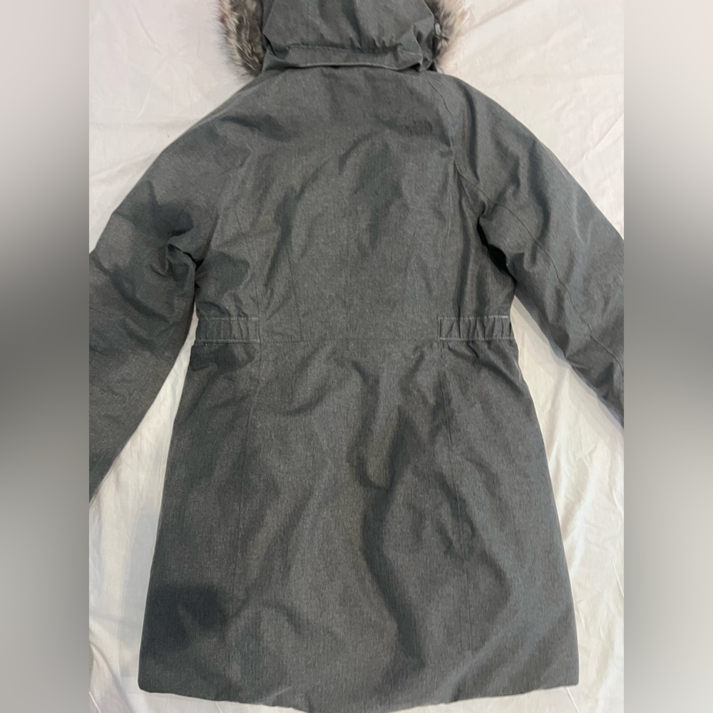 The North Face Arctic Parka, Size Large - Picture 5 of 8